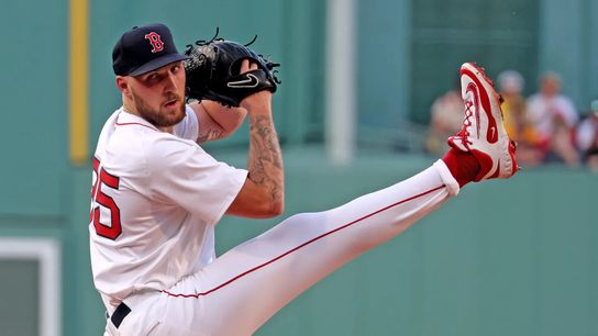 MLB Notebook: Red Sox bats unable to solve Cubs pitching, Garrett Crochet looks to end losing streak, Connor Wong is a liability, trade deadline thoughts, and more taken at BSJ Headquarters (Red Sox)